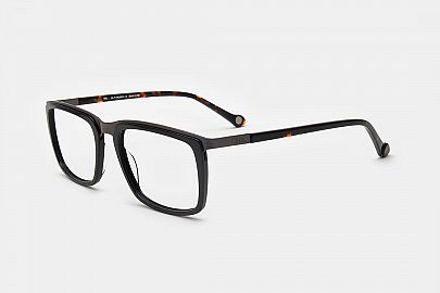 MAGICAL 1 NEGRO BRILLO PELTRE MATE  DEMI OSC BRILLO